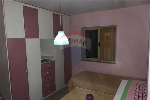 Tirane, jepet me qera apartament 2+1 , 70 m² 400 € 