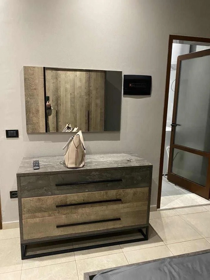 Tirane, shitet apartament 1+1+Ballkon Kati 2, 50 m² (Ali Demi)