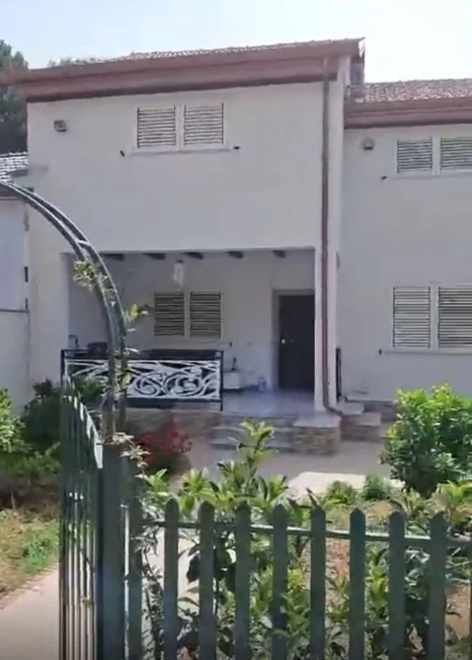 Qerret, shitet 2 Katshe Kati 0, 215 m² 370.000 € (Qerret)