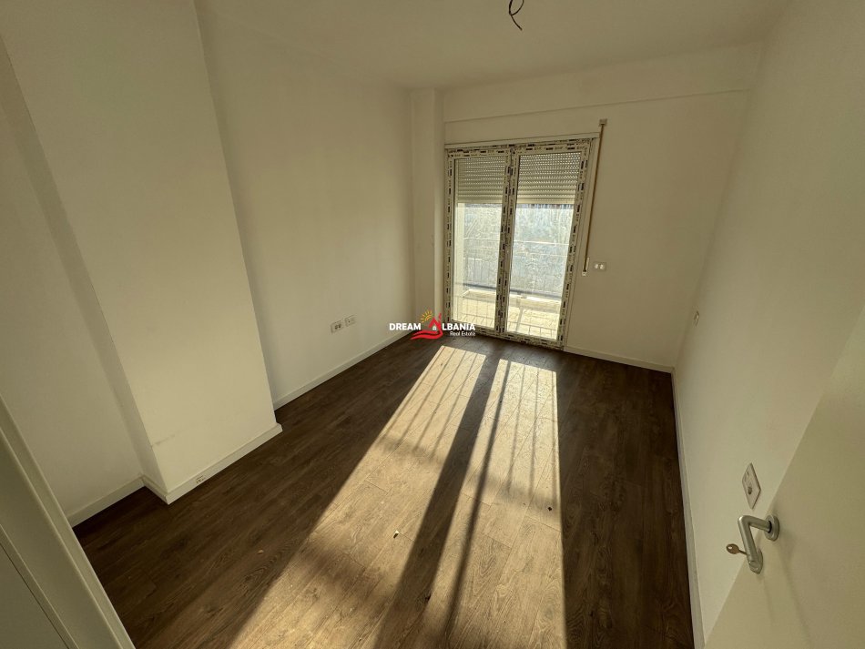 Tirane, shitet apartament 2+1 , 82 m² 125.000 € 