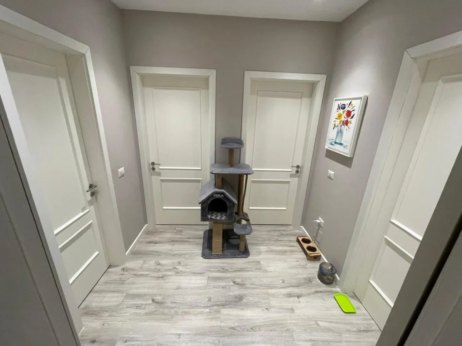 Tirane, shitet apartament 3+1+Aneks Kati 5, 123 m² 180.000 € (Kinostudio, rruga Myslym Keta)