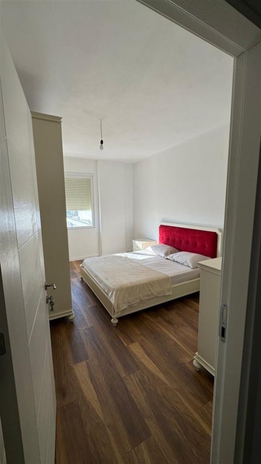 Tirane, jepet me qera apartament 1+1 Kati 6, 65 m² 400 € (Fresk)