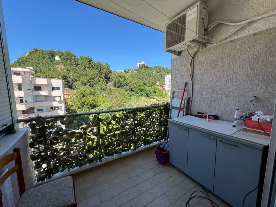 Durres, jepet me qera apartament 1+1+Aneks+Ballkon Kati 5, 70 m² 500 € (Vollga)