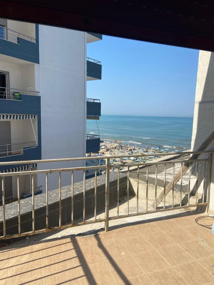 Shkembi Kavajes, jepet me qera 1+1+Aneks+Ballkon Kati 2, 68 m² 300 € (Shkembi i Kavajes)