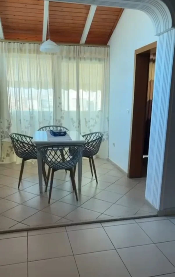 Tirane, jepet me qera apartament 1+1 Kati 8, 70 m² 600 € (rruga fortuz)