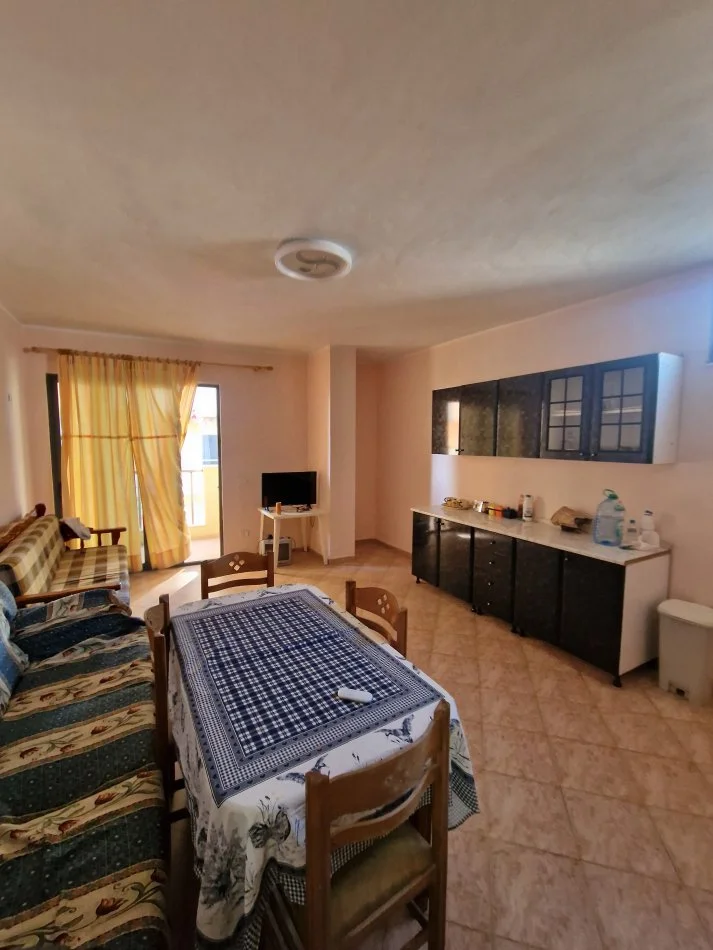 Durres, jepet me qera apartament 1+1+Aneks+Ballkon Kati 3, 60 m² 350 € (Vollga)