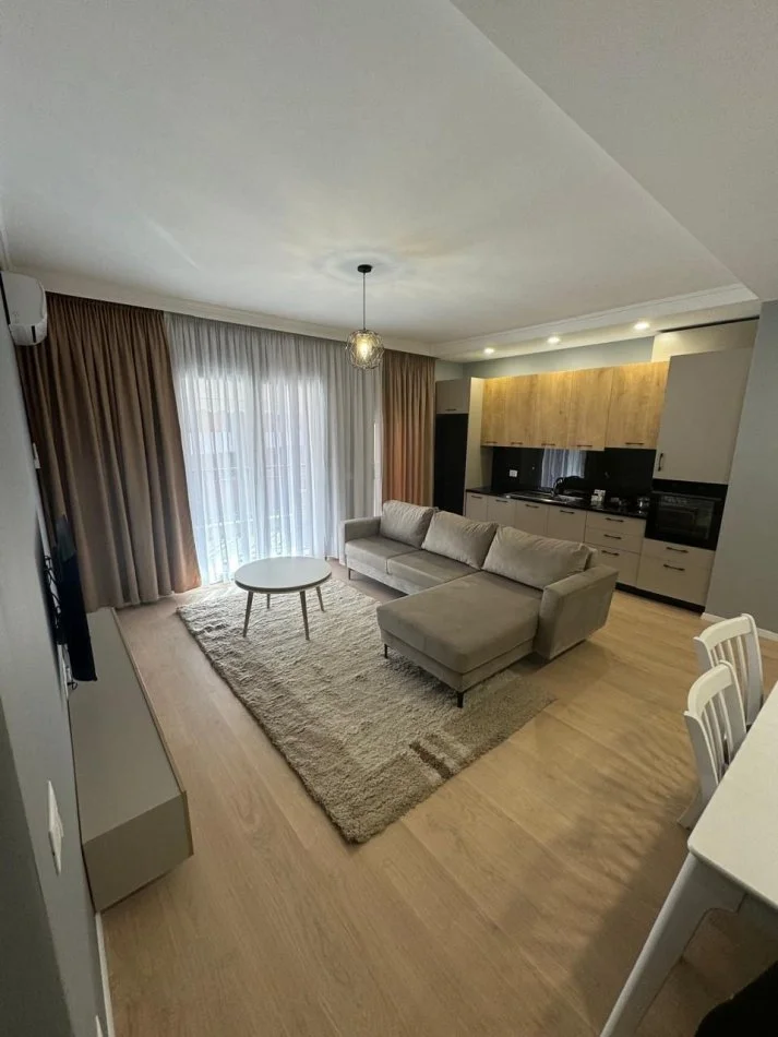 Tirane, jap me qera apartament 1+1+Ballkon Kati 3, 74 m² 800 € (KOMPLEKSI DELIJORGJI)