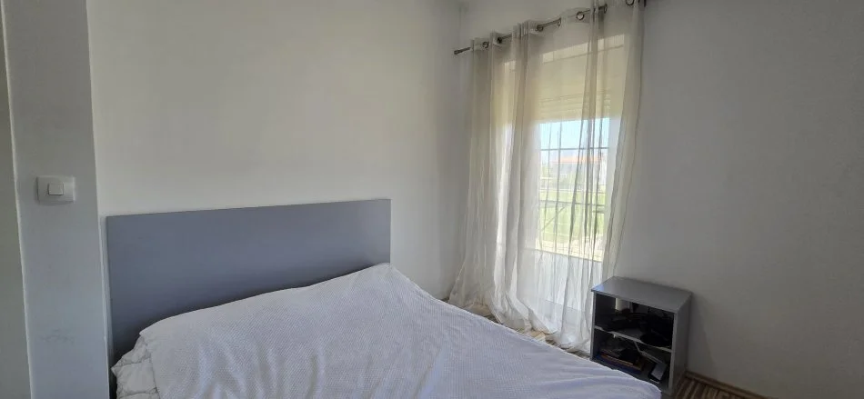 Tirane, jepet me qera Vile 3+2+Aneks ,