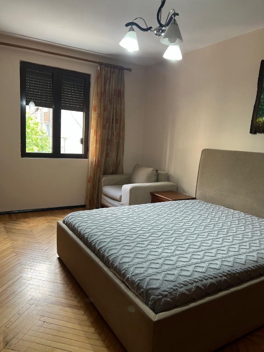 Tirane, jepet me qera apartament 2+1 Kati 3, 80 m² 700 € (Myslym Shyri)