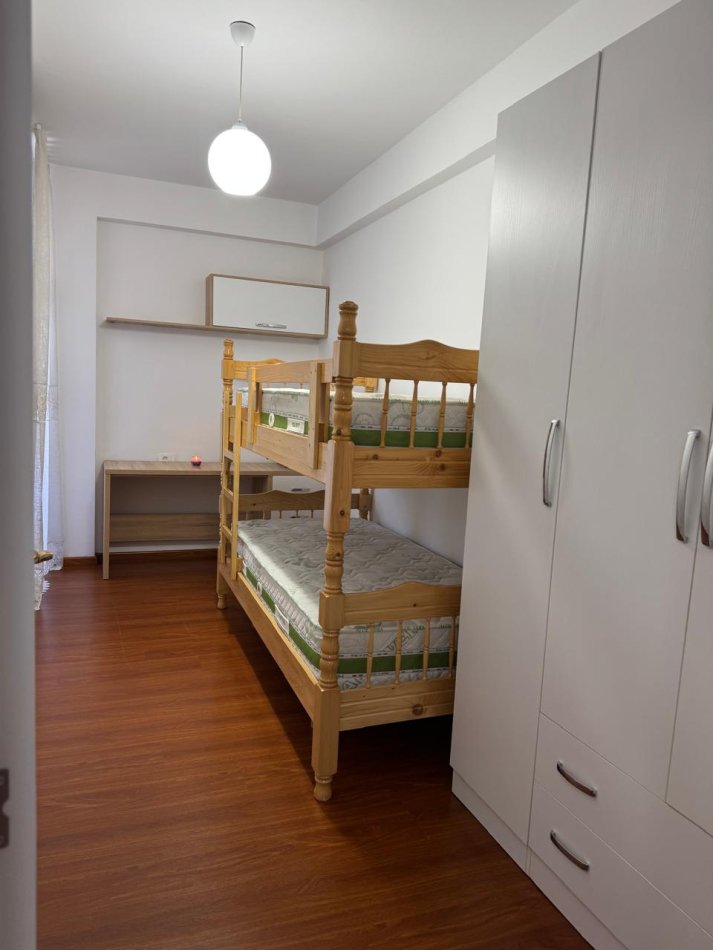 Tirane, jepet me qera apartament 2+1 Kati 8, 80 m² 600 € (Kompleksi Star, Ish-Parku)
