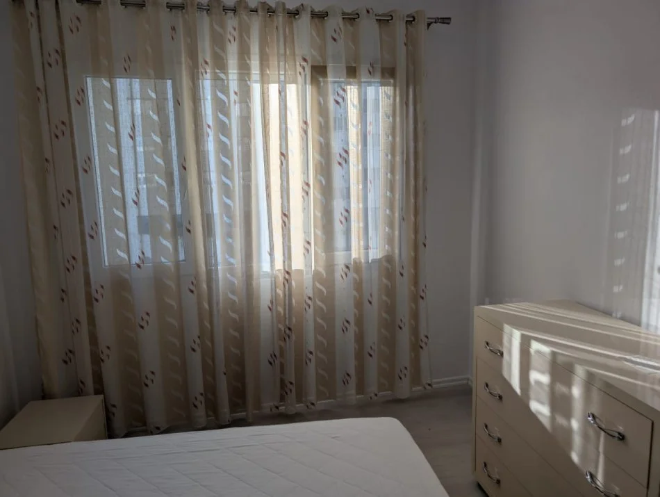 Tirane, jepet me qera apartament 2+1 Kati 2, 97 m² (River Residence, Unaza e Re)