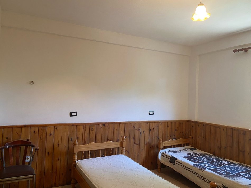 Tirane, jepet me qera apartament 2+1 Kati 2, 120 m² 350 € (5 Maji)
