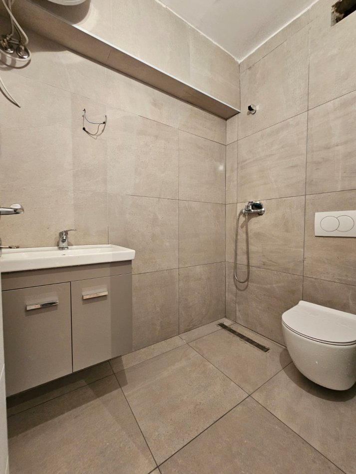 Tirane, shitet apartament 1+1 Kati 5, 42 m² 106.000 € (21 Dhjetori)