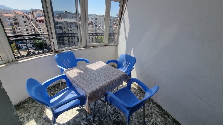 Tirane, jepet me qera apartament 2+1 Kati 8, 90 m² 550 € (JEPET ME QERA SUPER APARTAMENT 2+1 ME 2 BALLKONE NE DON BOSKO.)