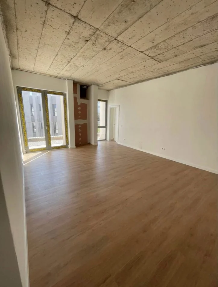 Tirane, jepet me qera apartament 2+1 Kati 2, 134 m² 1.300 € (Liqeni i Thate, Rruga Mustafa Xhabrahimi)