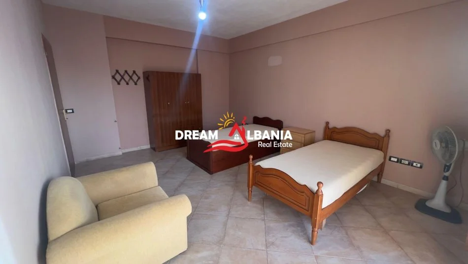 Tirane, jepet me qera apartament 2+1+Ballkon Kati 2, 140 m² 450 € (Tek rruga Sali Nivica – Tregu Elektrik, ID 4251389)