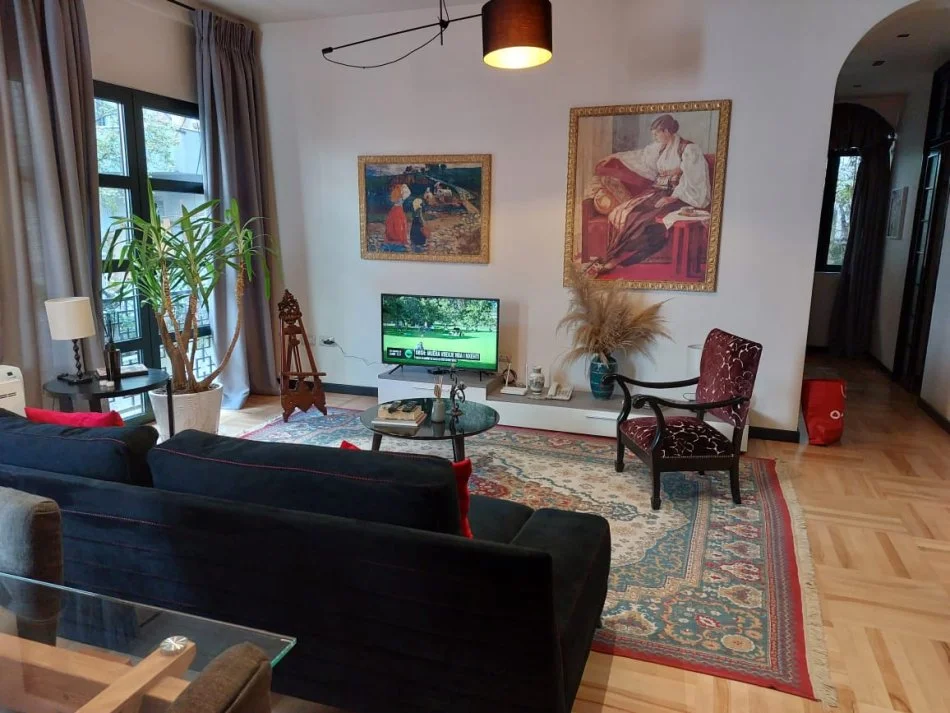 Tirane, jepet me qera 2+1 Kati 2, 120 m² (Kodra e Diellit)