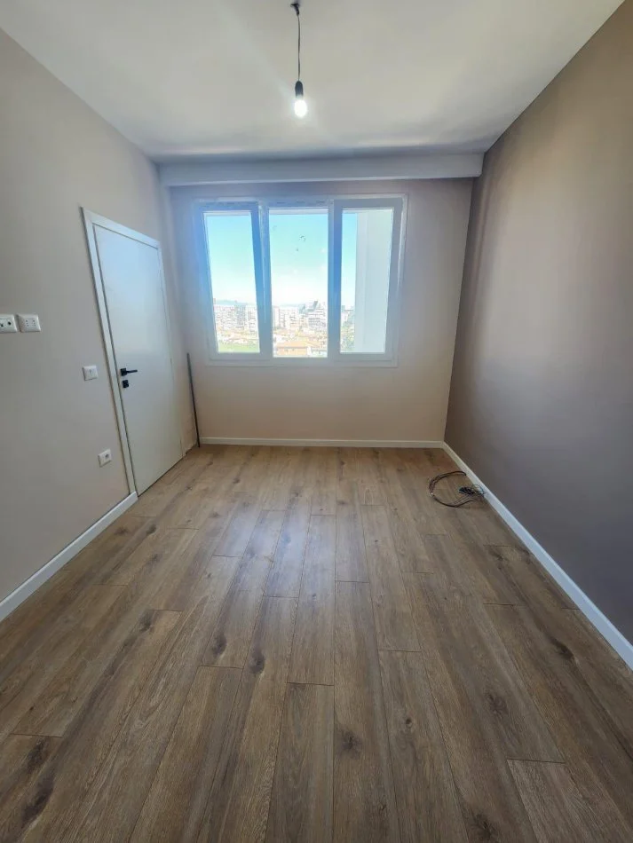 Tirane, jepet me qera apartament 1+1 Kati 5, 65 m² 500 € (Astir, Residenca "River Rezidence")