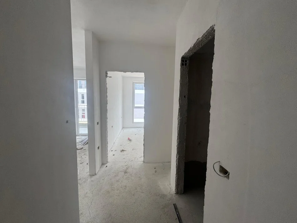 Tirane, shes apartament 1+1+Ballkon Kati 7, 56 m² 62.000 € (rruga Gryka e kacanikut)