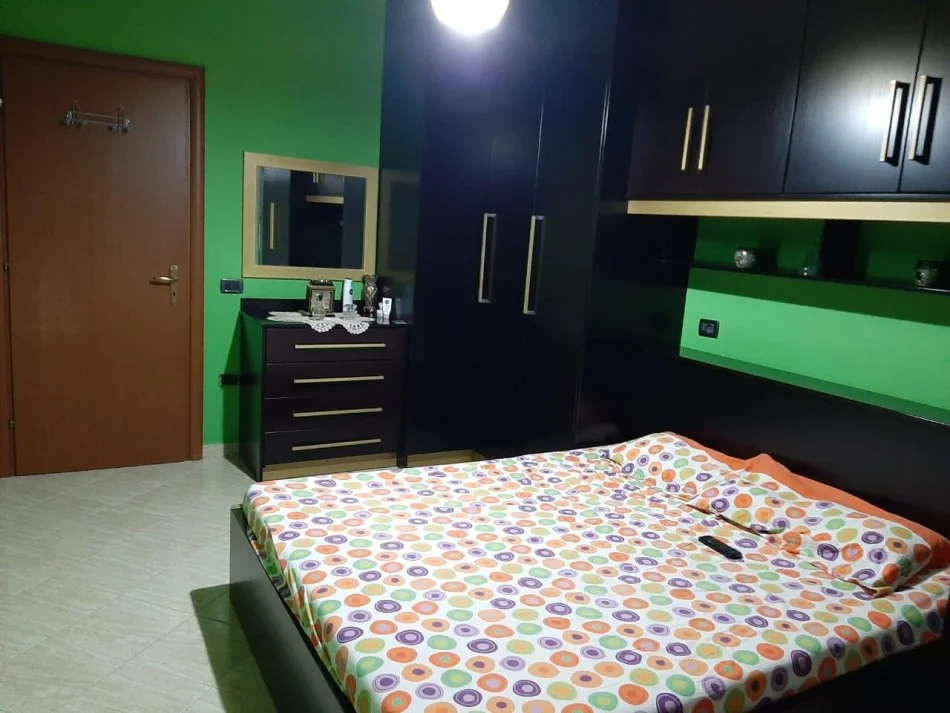 Tirane, jepet me qera apartament 2+1+Aneks Kati 8, 112 m² 50,000 leke (Astir, Rr. “Mikel Maruli”)