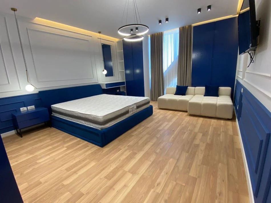 Tirane, jap me qera garsonier 1+1 Kati 10, 50 m² 580 € (KOMPLEKSI SQUARE 21, RRUGA E KAVAJES)