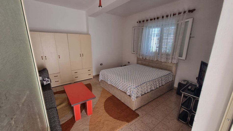 Tirane, jepet me qera shtepi Kati 2, 45 m² 320 € (JEPET ME QERA SUPER GARSONIERE (COMFORT 1) NE DON BOSKO)
