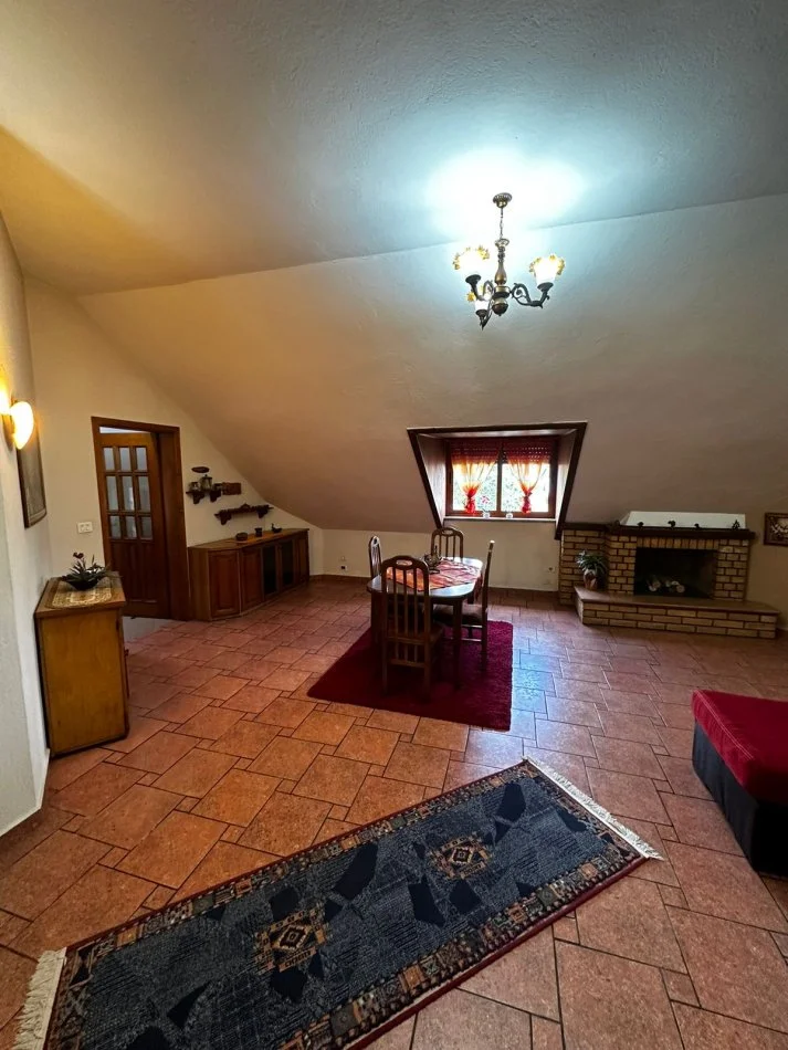 Tirane, jepet me qera apartament 2+1+Ballkon Kati 3, 100 m² 600 € (don bosko)