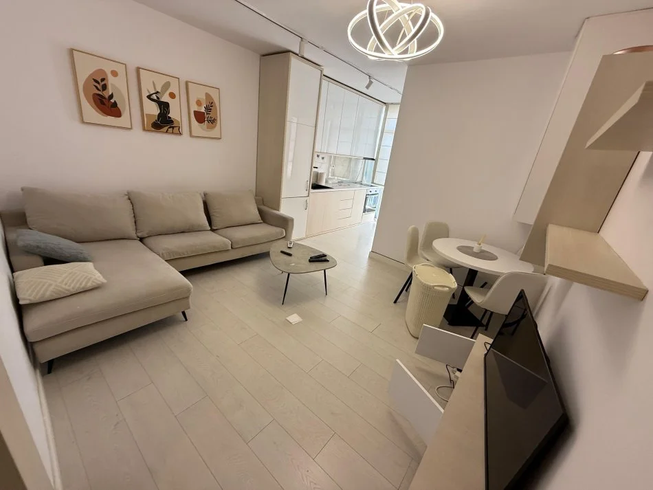 Tirane, jap me qera apartament 1+1+Ballkon Kati 11, 55 m² 500 € (rruga medar shtylla)