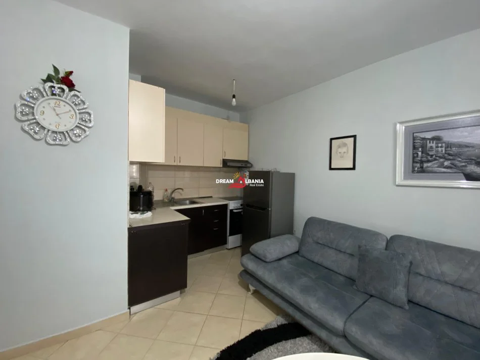 Tirane, shitet apartament 1+1 Kati 4, 66 m² 105.000 € (yzberisht)