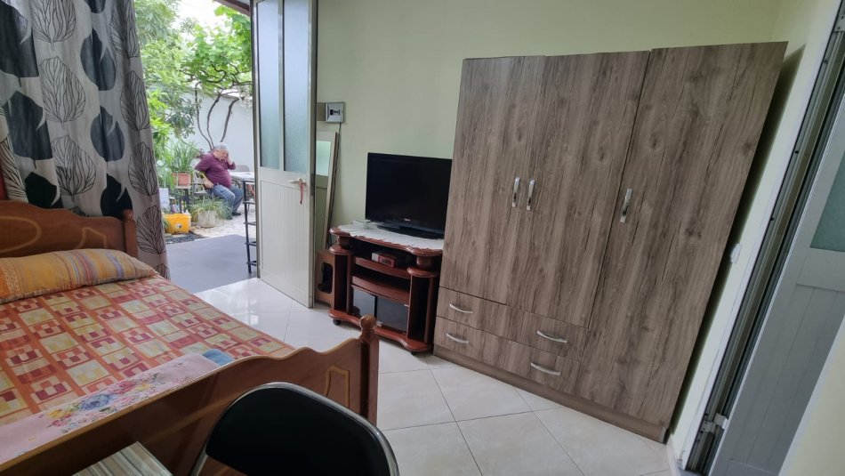 Tirane, jepet me qera garsonier Kati 1, 30 m² 250 € (JEPET ME QERA GARSONIERE NE DON BOSCO. NE AFERSI TE FIORI DI BOSCO)