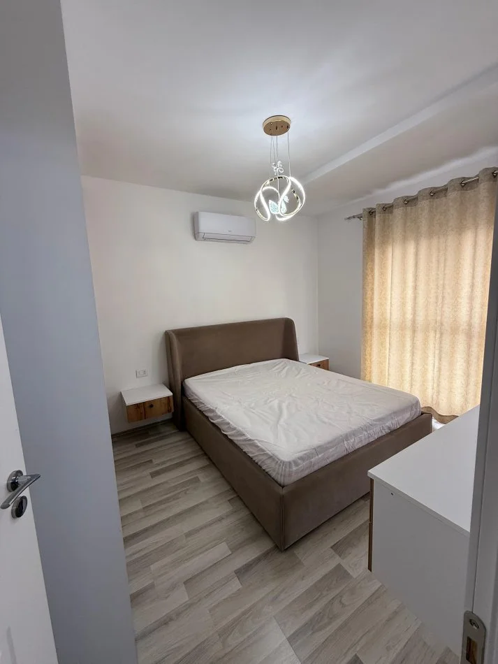 Tirane, jepet me qera apartament 1+1 Kati 8, 66 m² 500 € (Astir, prane Sorriso lounge)