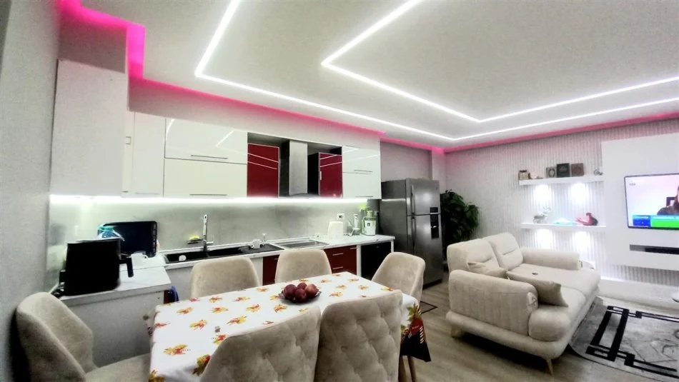 Tirane, shitet apartament 2+1 Kati 2, 99 m² 135.000 € (Fresk, prane Restorant Fresku)