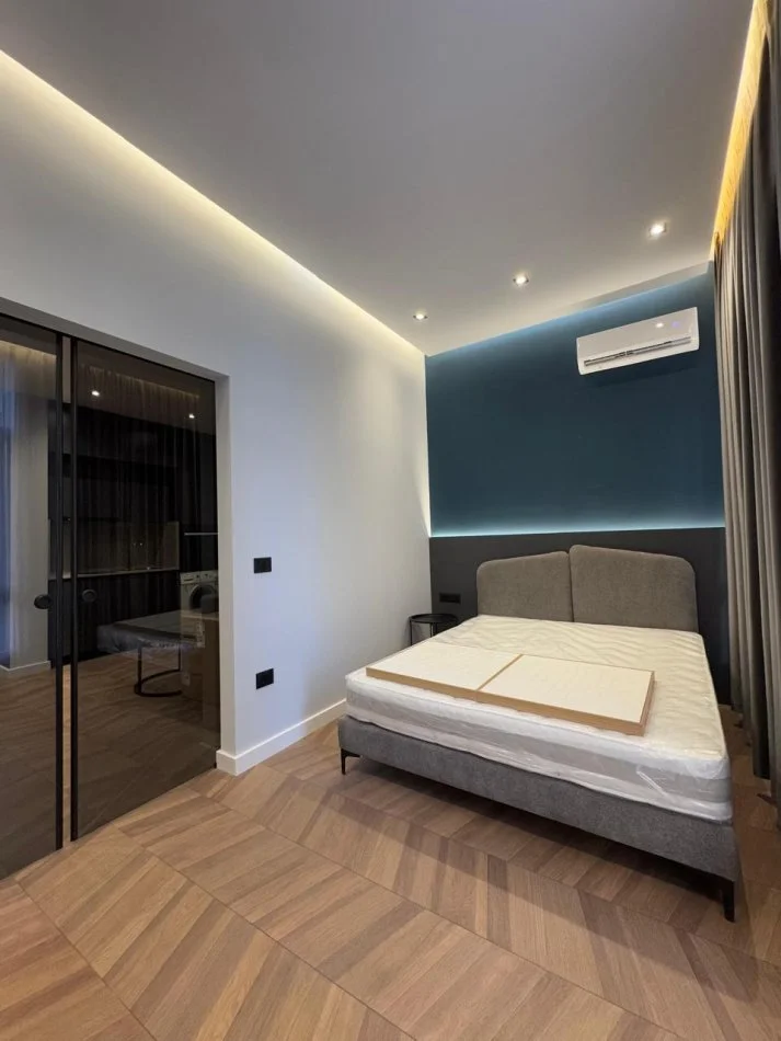 Tirane, jap me qera apartament 1+1 Kati 2, 50 m² 530 € (rruga Hamdi SINA)