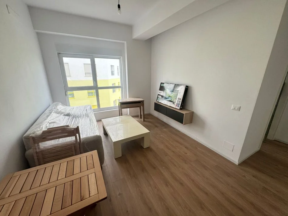 Tirane, jap me qera apartament 1+1+Ballkon Kati 3, 60 m² 400 € (rruga pasho hysa)