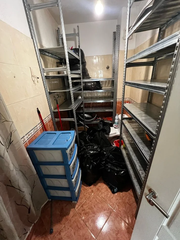 Tirane, jepet me qera apartament 2+1+Ballkon Kati 2, 110 m² 650 € (Kristal Center)