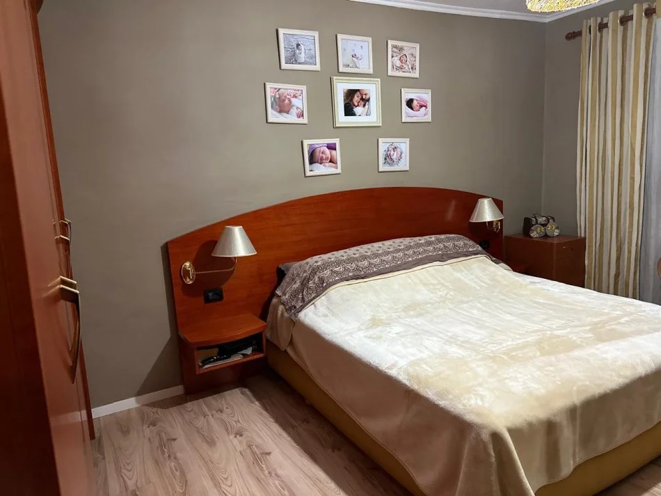 Tirane, shitet apartament 1+1 Kati 5, 63 m² 115.000 € (Ish Parku)