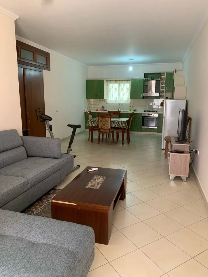 Tirane, jepet me qera apartament 2+1 Kati 6, 106 m² 450 € (yzberisht)