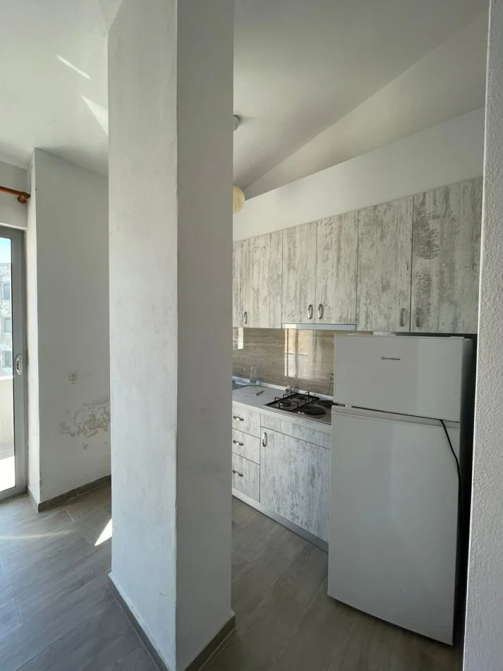 Golem, shitet apartament 1+1+Aneks+Ballkon Kati 6, 70 m² 72.000 € (Pishat e Buta)