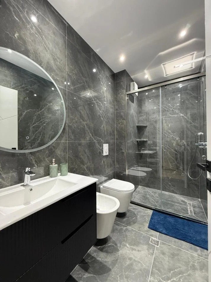 Durres, jepet me qera apartament 1+1+Aneks+Ballkon Kati 4, 65 m² 500 € (Vollga)