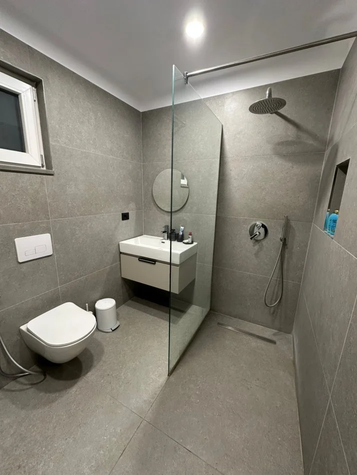 Tirane, jepet me qera garsonier 1+1 Kati 9, 50 m² 470 € 