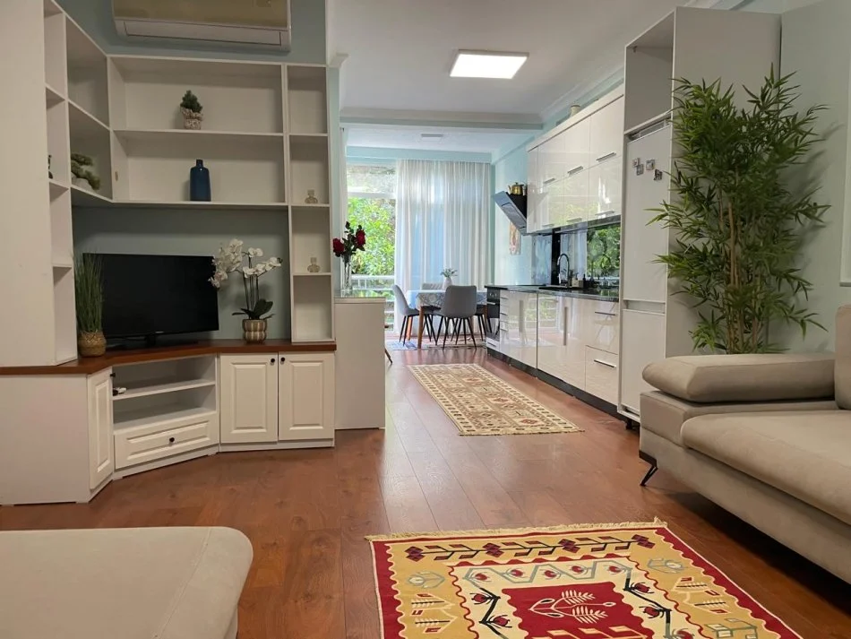 Tirane, shitet apartament 2+1 Kati 2, 88 m² 158.400 € (kodra e diellit)