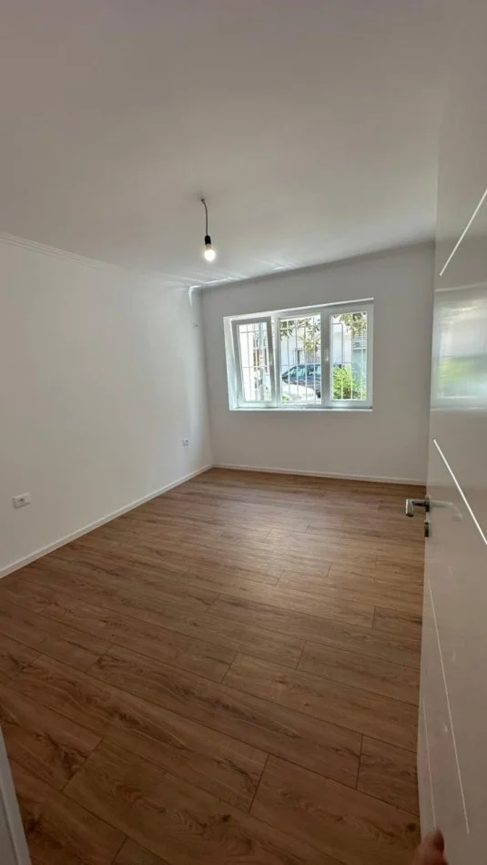Tirane, shitet apartament 2+1 Kati 1, 62 m² 118.000 € (Varri i Bamit)