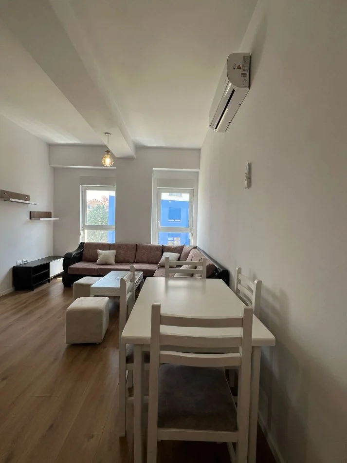 Tirane, shes apartament 2+1+Ballkon Kati 3, 74 m² 120.000 € (Pasho Hysa)