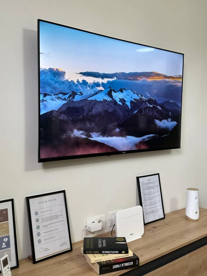 Tirane, jepet me qera apartament 2+1+Ballkon Kati 3, 84 m² 800 € (Sheshi Wilson)