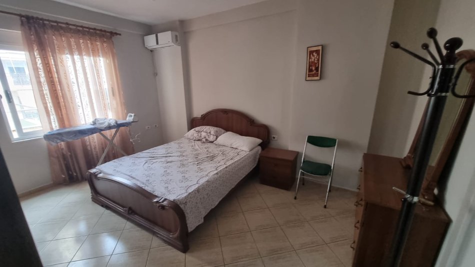 Tirane, shitet apartament 2+1 Kati 4, 104 m² 165.000 € (SHITET SUPER APARTAMENT 2+1 ME HIPOTEKE AFER KODRES DIELLIT)
