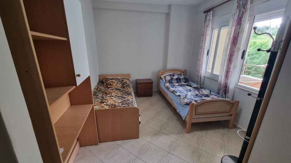 Tirane, shitet apartament 2+1 Kati 4, 104 m² 165.000 € (SHITET SUPER APARTAMENT 2+1 ME HIPOTEKE AFER KODRES DIELLIT)
