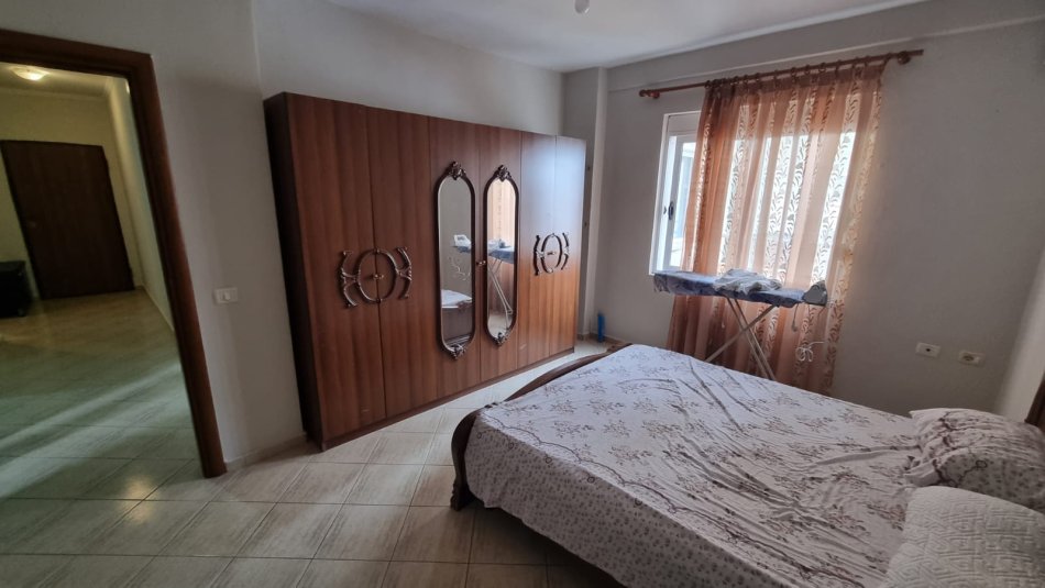 Tirane, shitet apartament 2+1 Kati 4, 104 m² 165.000 € (SHITET SUPER APARTAMENT 2+1 ME HIPOTEKE AFER KODRES DIELLIT)