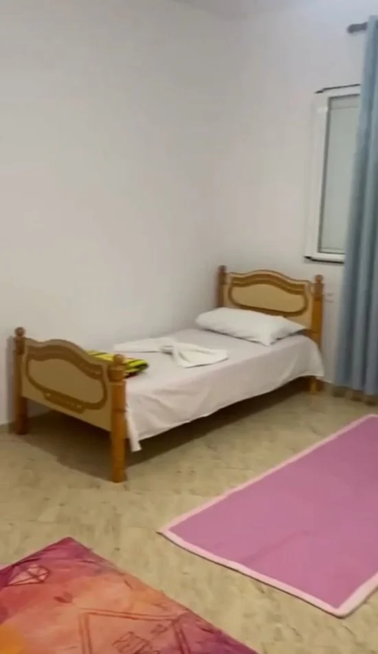 Tirane, jepet me qera shtepi 2+1 Kati 1, 100 m² 500 € (Kamez, prane Venatino 1)