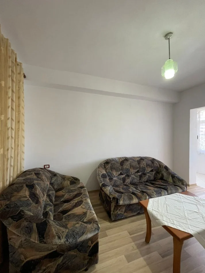 Durres, shitet apartament 2+1+Aneks+Ballkon Kati 4, 70 m² 95.000 € (Stacioni i Trenit)