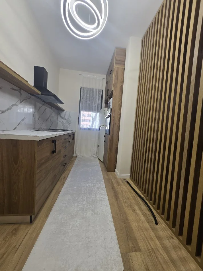 Shkembi Kavajes, shitet apartament 1+1+Aneks+Ballkon Kati 2, 70 m² 88.000 € (Shkembi i Kavajes)